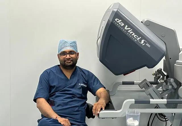Dr. Nitin Singhal - Robotic and HIPEC Surgeon in Ahmedabad